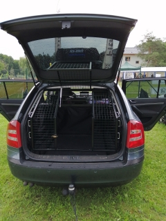 Bezpečnostní mříž do auta Škoda Octavia II.