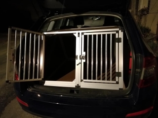 Přepravní box do auta Škoda Octavia III. (varianta1)