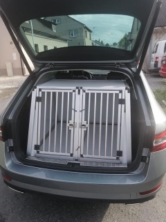 Přepravní box do auta Škoda Superb