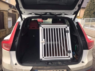 Přepravní box do Volvo XC 40